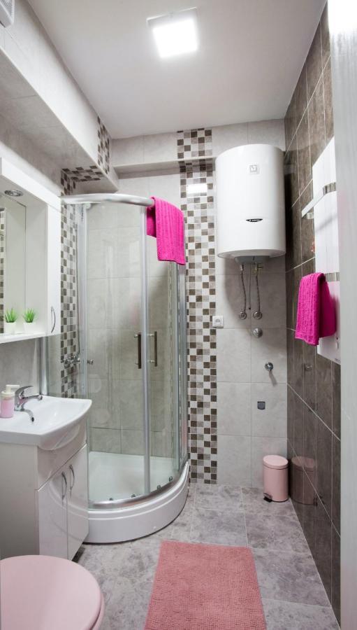 Apartman Petres Sombor Luaran gambar