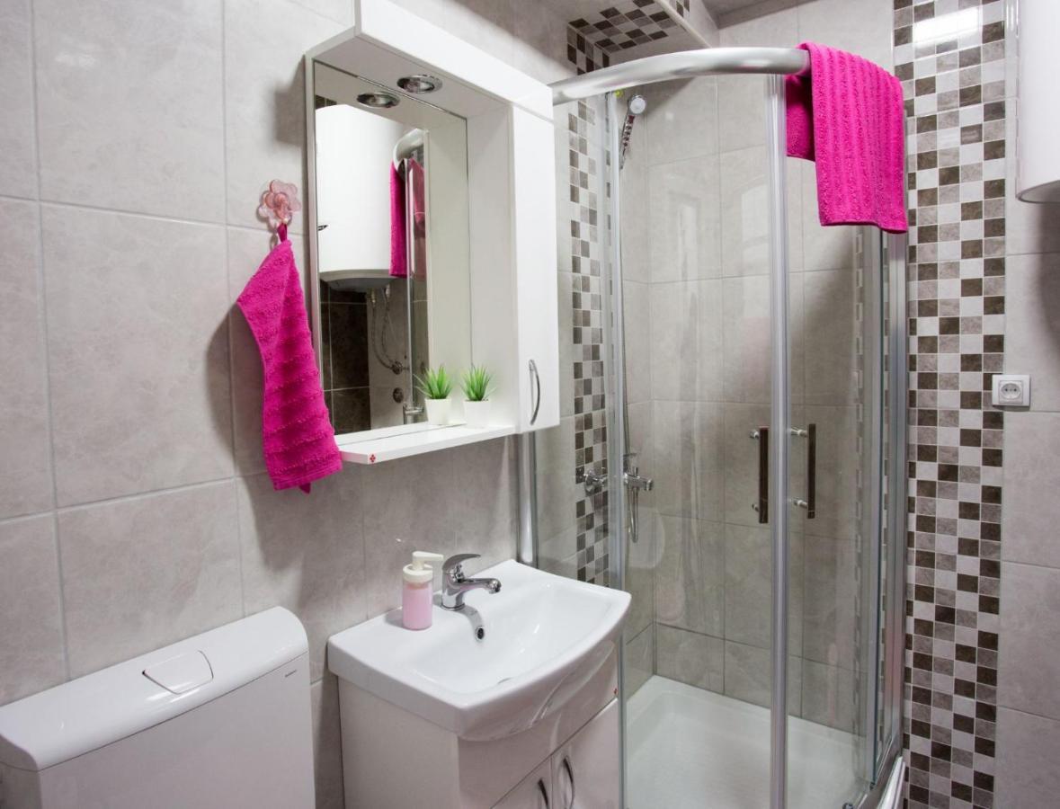Apartman Petres Sombor Luaran gambar