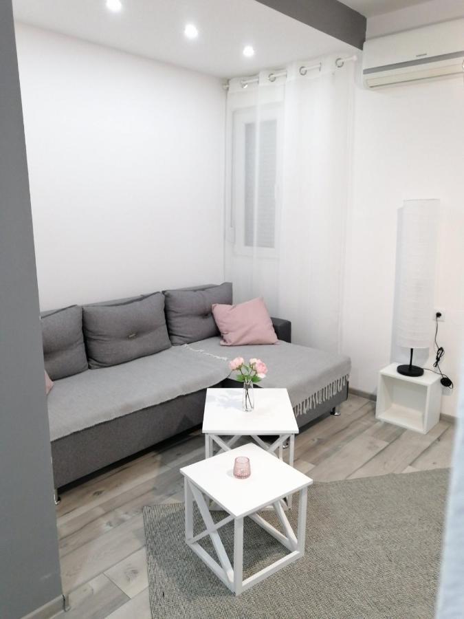 Apartman Petres Sombor Luaran gambar